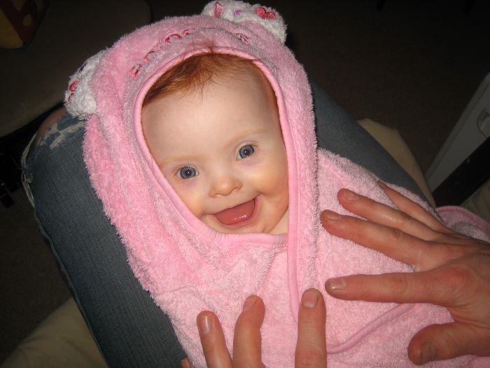 Shelby Ear Towel Smile body resized